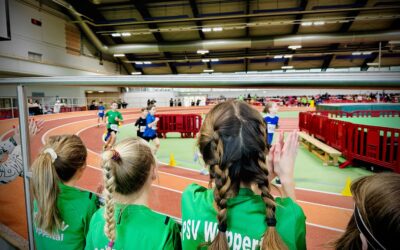 Hallenatmosphäre pur  – Regionshallenmeisterschaften U14 mit Regionswettkampf U 12 – Düsseldorf (Bericht PSV)